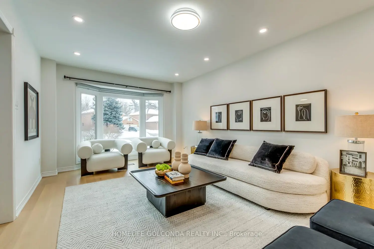 2959 Kingsway Drive