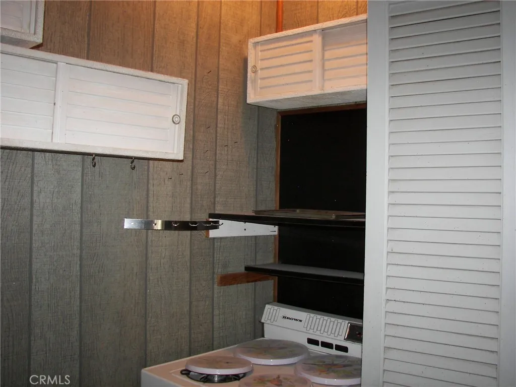 Additional image 22 of 21636 Sawpit Canyon Rd, Cedarpines Park, CA 92322