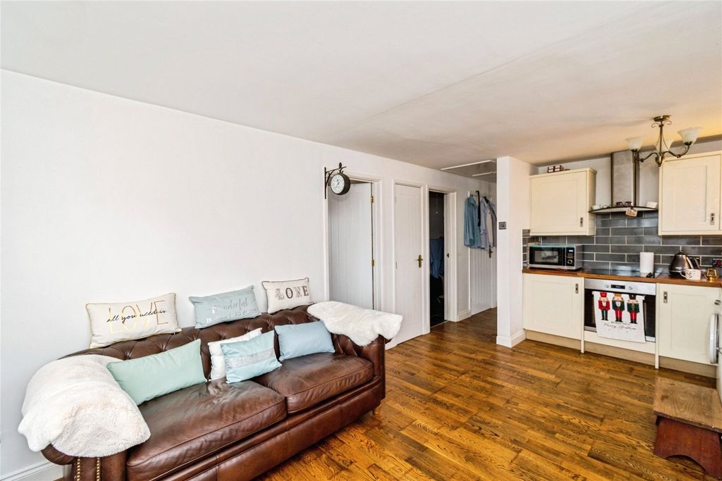 Additional image 28 of 4 bed flat for saleSt. Denys Road, Southampton, Hampshire SO17