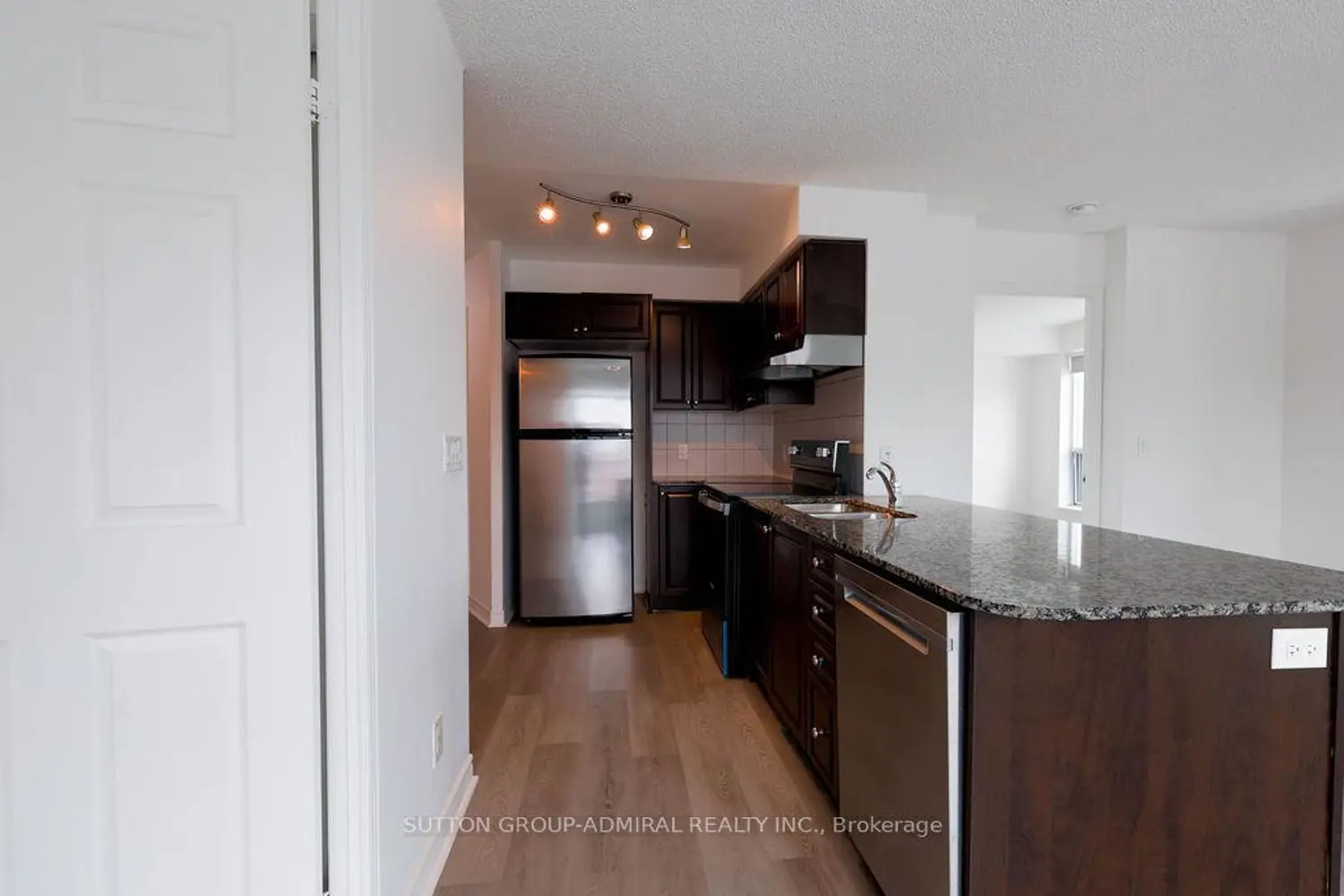 Additional image 9 of 60 Fairfax Crescent 409