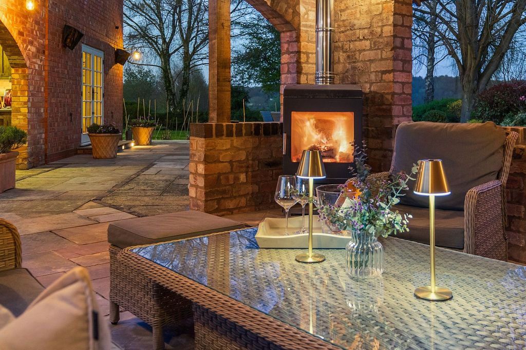 Additional image 32 of 5 bed detached house for saleSaleway, Worcestershire WR9