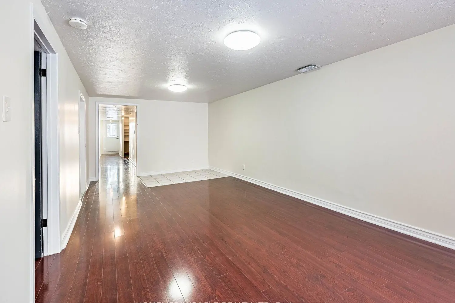 Additional image 15 of 209 Apache Trail