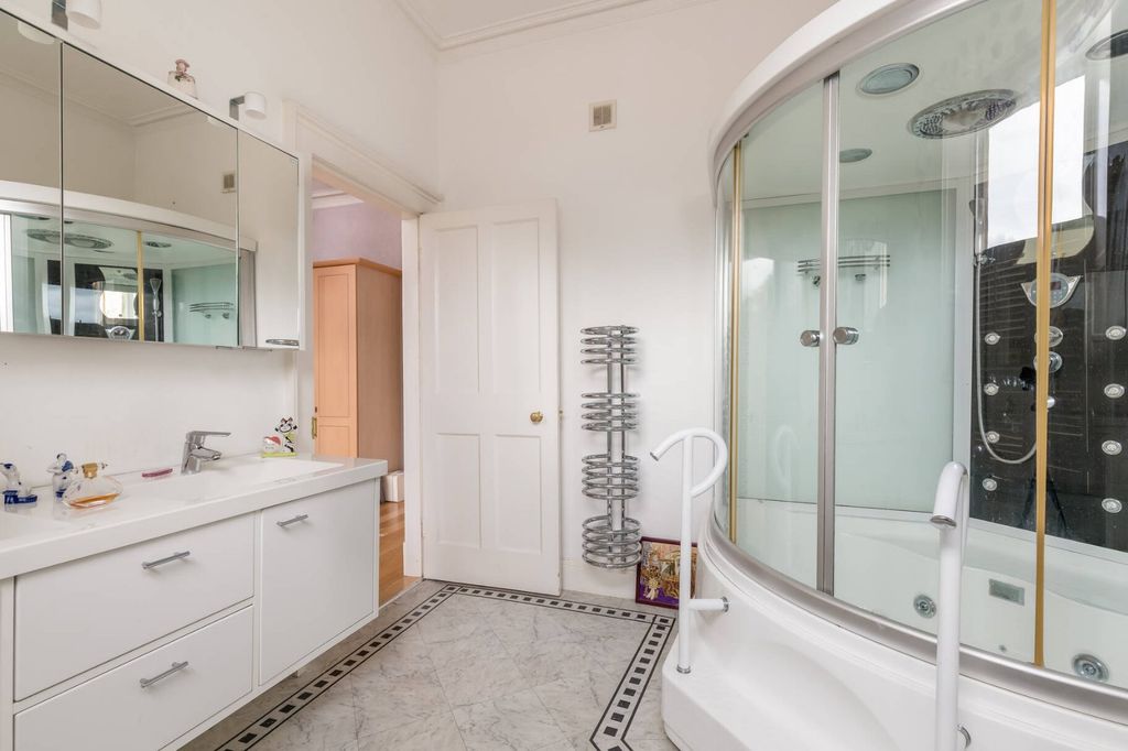 Additional image 18 of 8 bed detached house for saleNew Road, Bannockburn, Stirling, Stirlingshire FK7