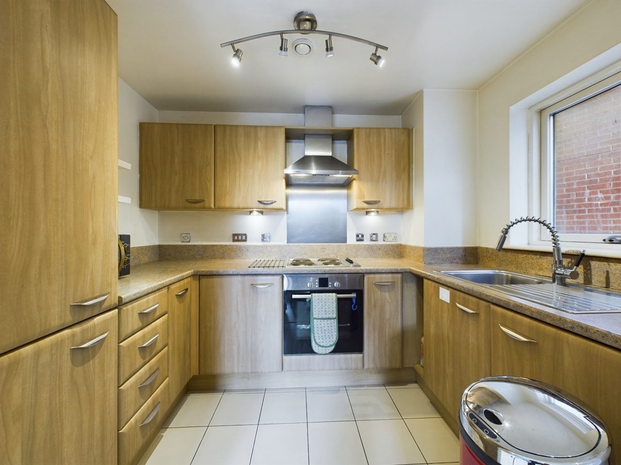 Additional image 3 of 2 Bed Flat, Mason Way, B15, N1 7GU