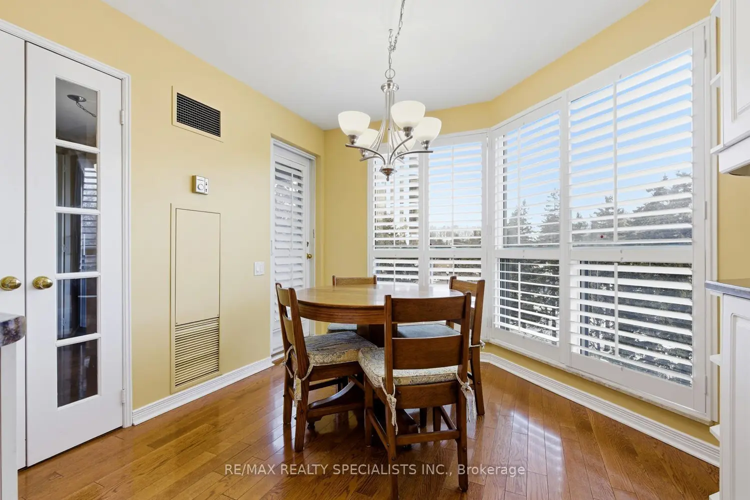 Additional image 7 of 1800 The Collegeway 304