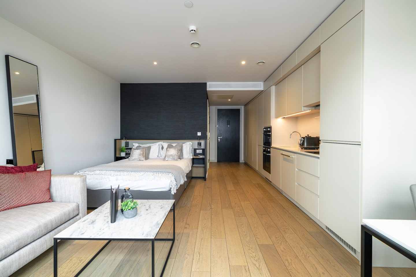 Additional image 3 of Studio Flat, Chapel Street, M3, N1 7GU