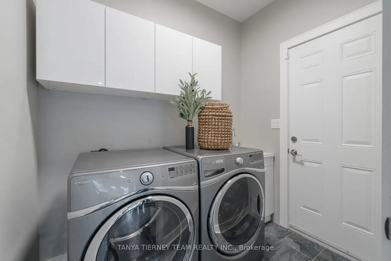 Additional image 7 of 1 Centre Street