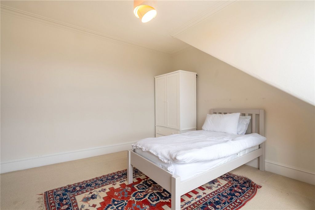 Additional image 21 of 4 bed flat for sale17 Hammersmith Road, Aberdeen AB10
