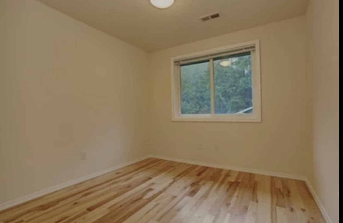 Room in a Shared Flat, Hampton Court, B15, N1 7GU