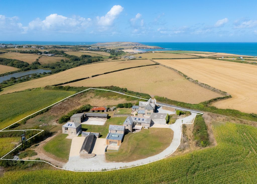 12 bed barn conversion for saleTrenearne Farm, Padstow PL28 photo 2