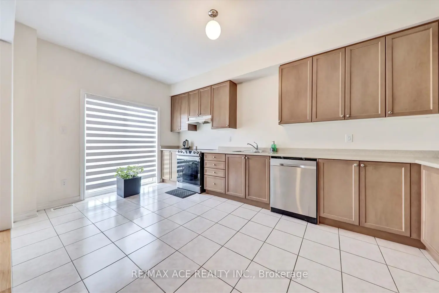 Additional image 9 of 1097 Cameo Street