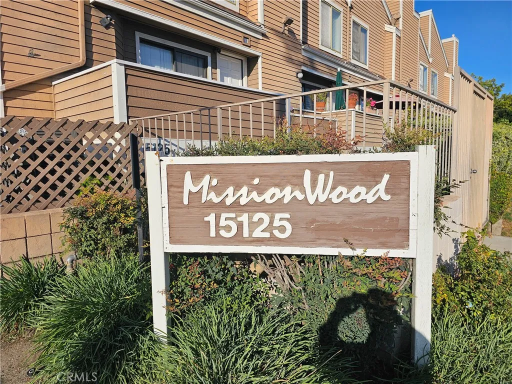 Additional image 30 of 15125 Nordhoff St, North Hills, CA 91343