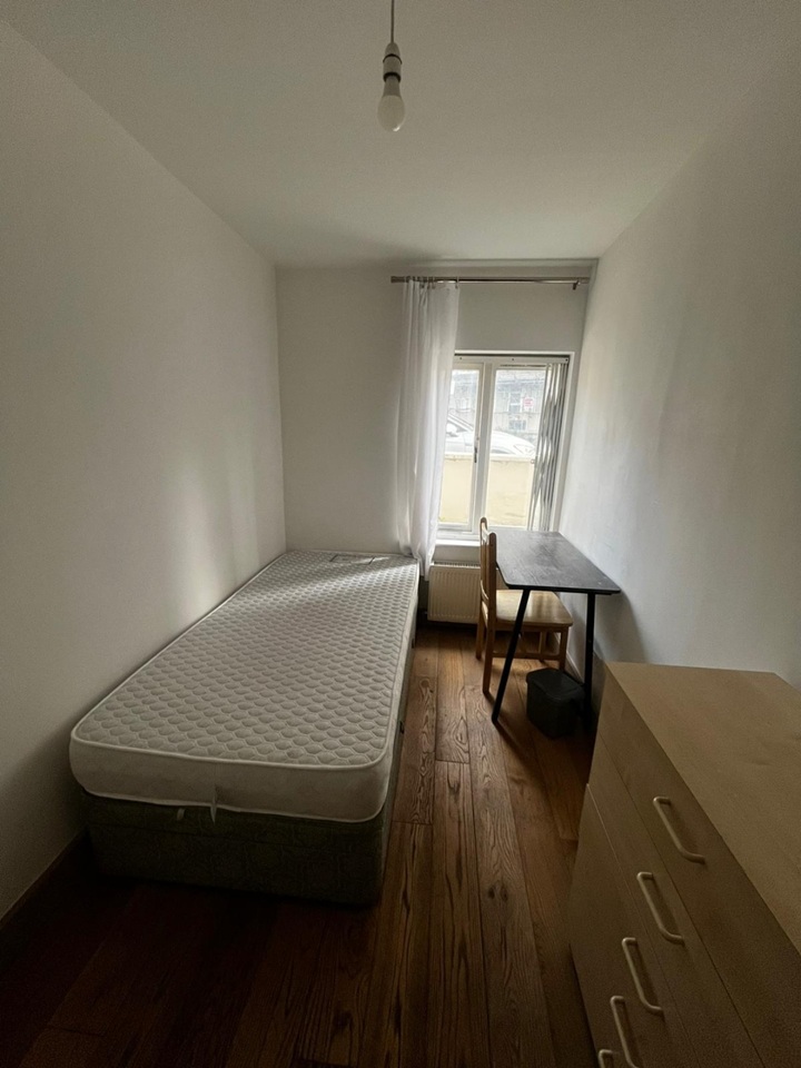 Room in a Shared Flat, Lanark Road, W9, N1 7GU