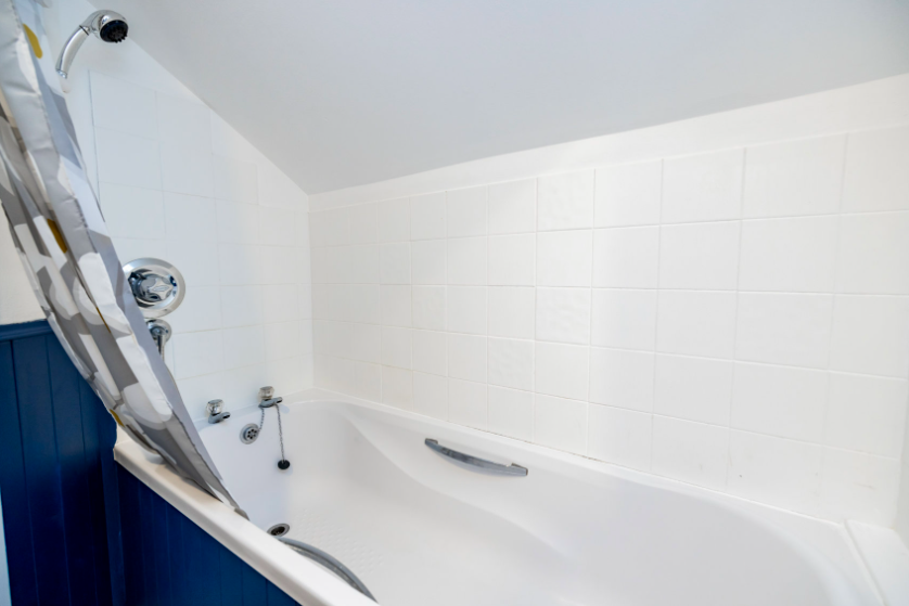 Additional image 11 of Flat 8, 209 Rosemount Place