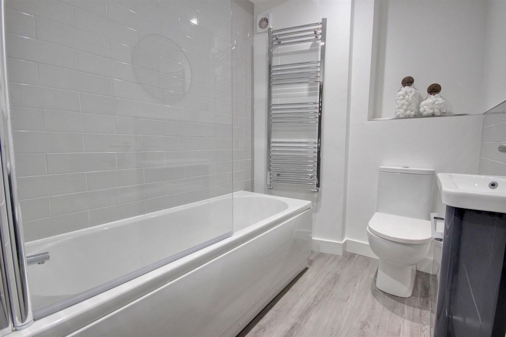 Additional image 10 of 2 bed flat for saleSt. Nicholas Road, Beverley HU17