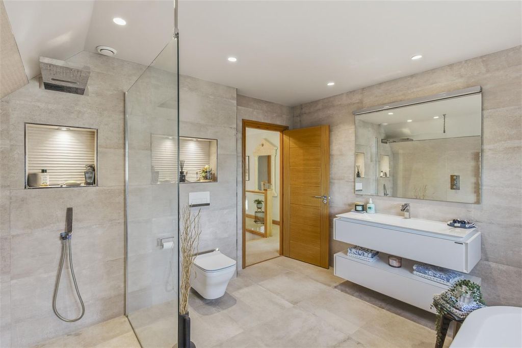 Additional image 20 of 4 bed property for saleHamilton Way, East Whitburn EH47