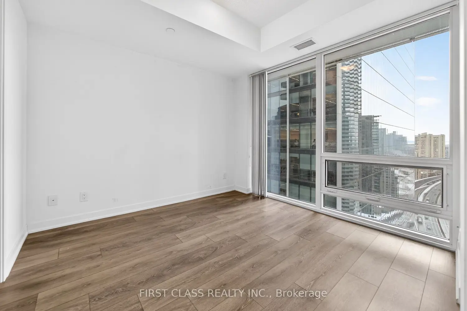 Additional image 13 of 100 Harbour Street 2502
