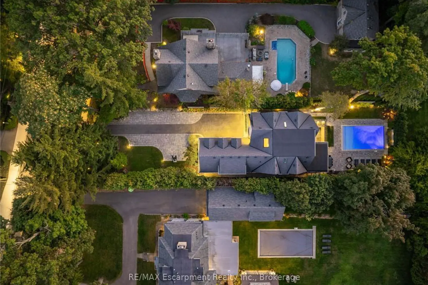 Additional image 20 of 3087 Lakeshore Road