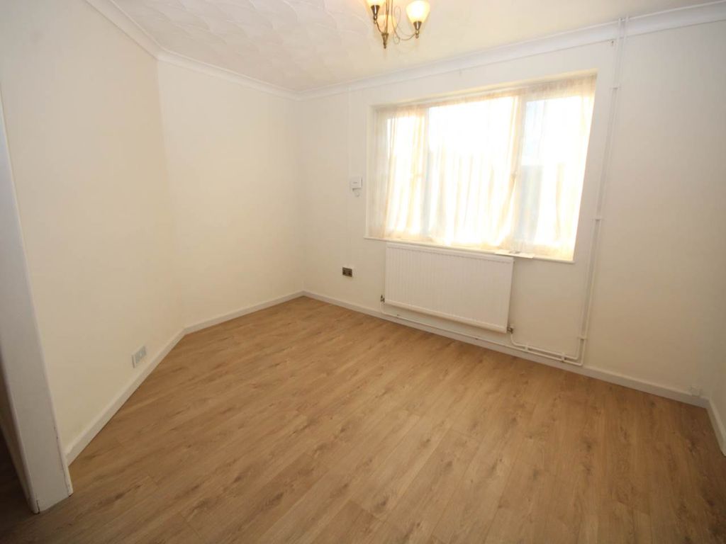 Additional image 6 of 3 bed semi-detached house for saleSalway Avenue, Pengam NP12