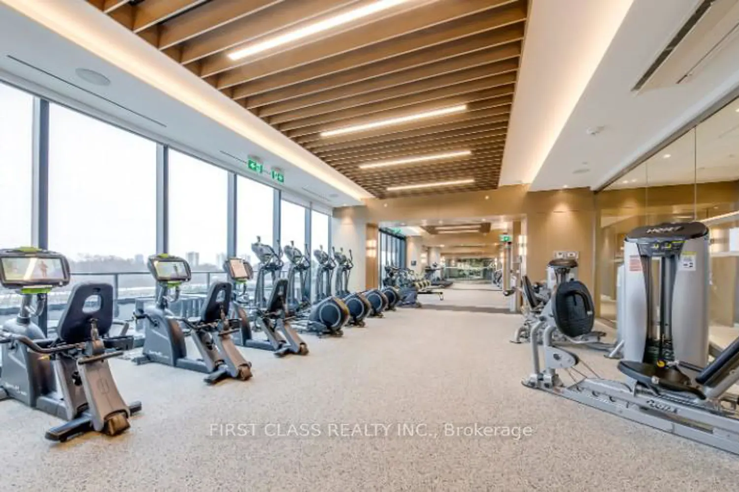 Additional image 16 of 575 Bloor Street 1507