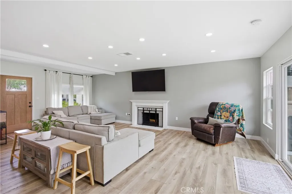 Additional image 6 of 3108 Ladoga Ave, Long Beach, CA 90808