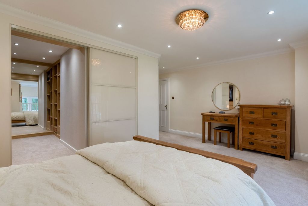 Additional image 9 of 2 bed flat for saleChadwick Manor, Knowle, Solihull B93