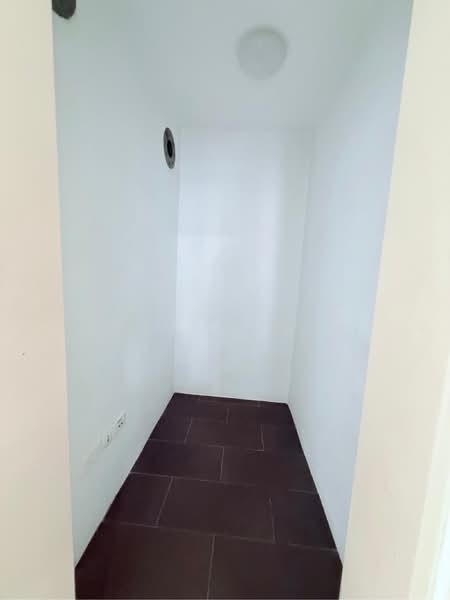 Additional image 5 of 2 Akyab Road