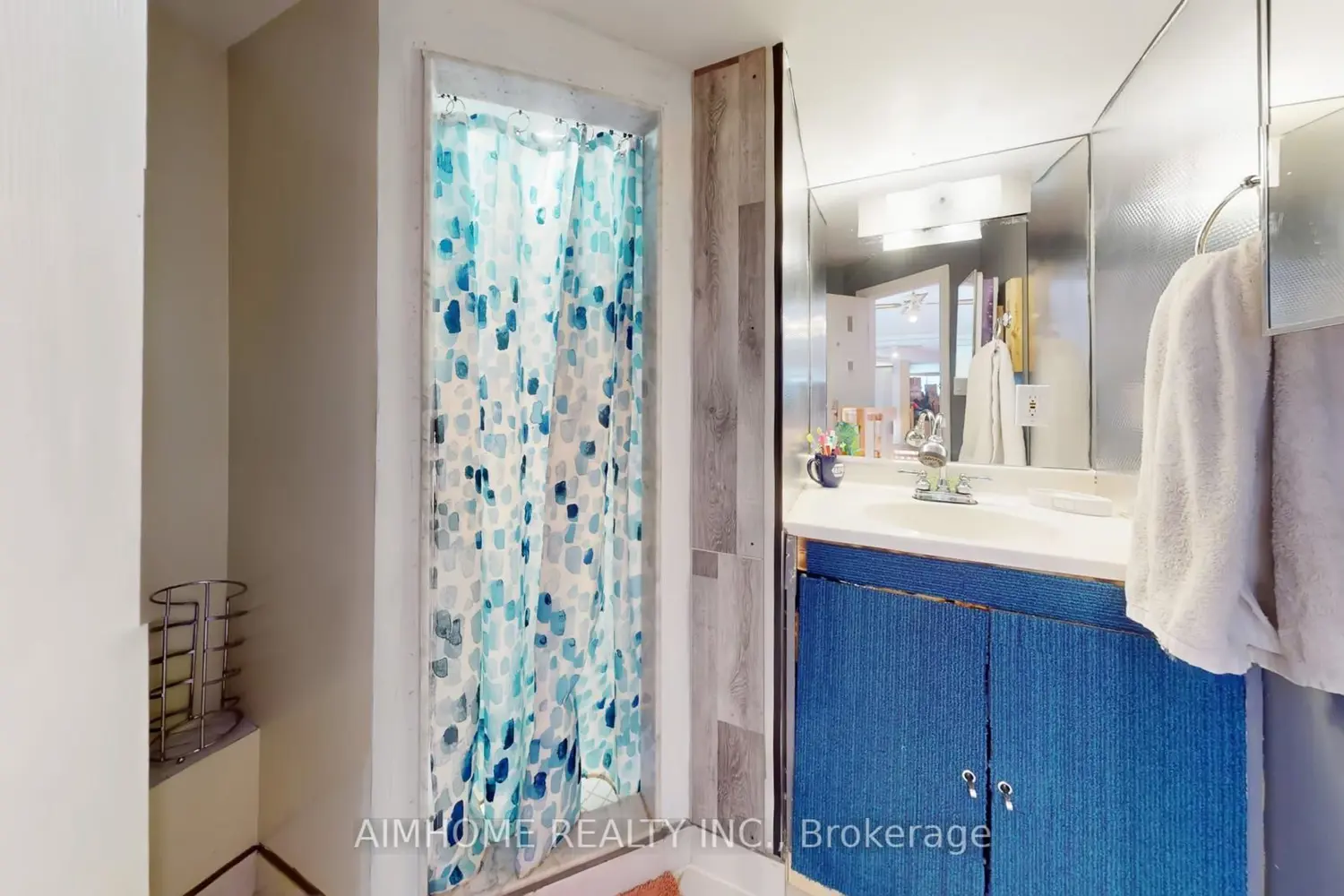 Additional image 12 of 913 Brimorton Drive