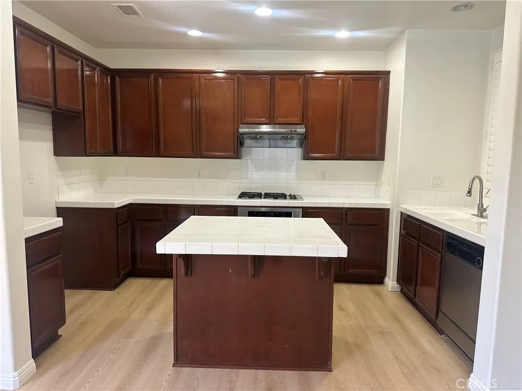 Additional image 7 of 207 Tiger Ln, Placentia, CA 92870