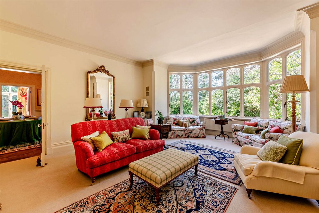 Additional image 4 of 6 bed detached house for saleDonnington, Newbury, Berkshire RG14