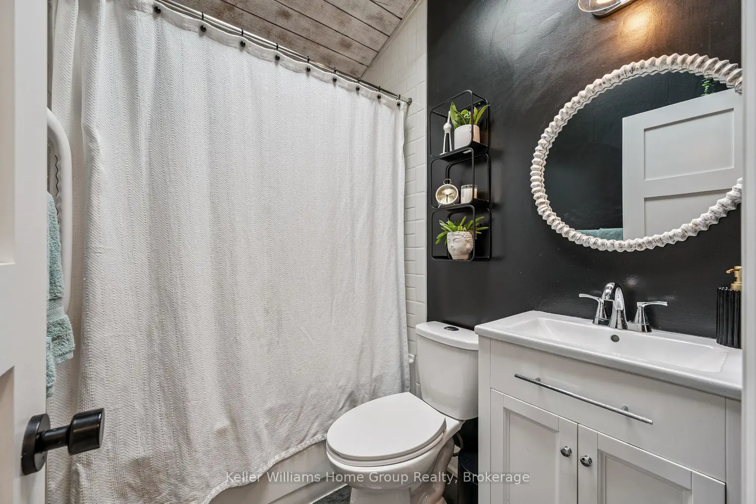 Additional image 8 of 2 Douglas Crescent, Hill