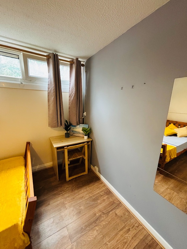 Additional image 3 of Room in a Shared Flat, Stunning Double Room In Clapham/Batt, SW11, N1 7GU