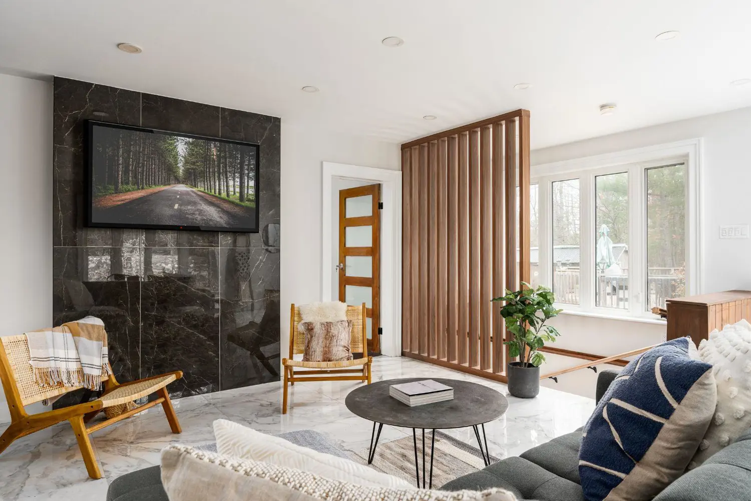 Additional image 12 of 613 Long Lake Road