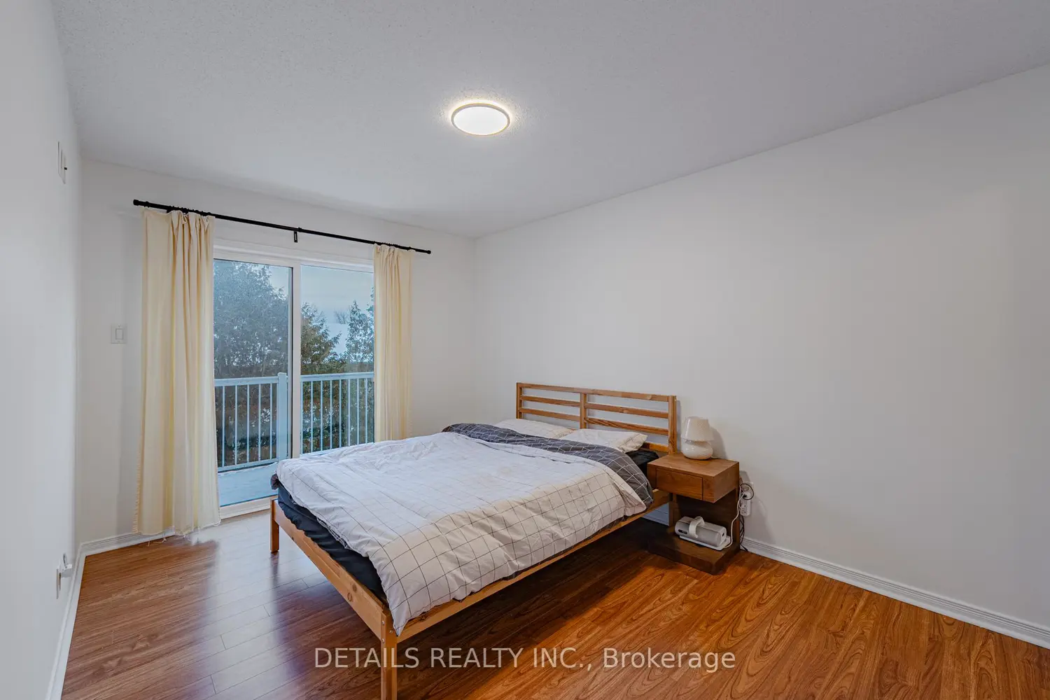 Additional image 11 of 376 Wiffen Private 20