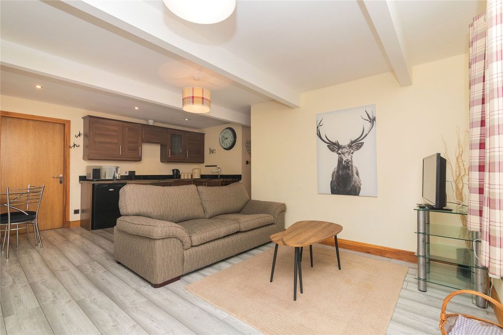 Additional image 21 of 5 bed flat for saleThe Chalet, Dunard House, Kinlochard, Stirling, Stirlingshire FK8