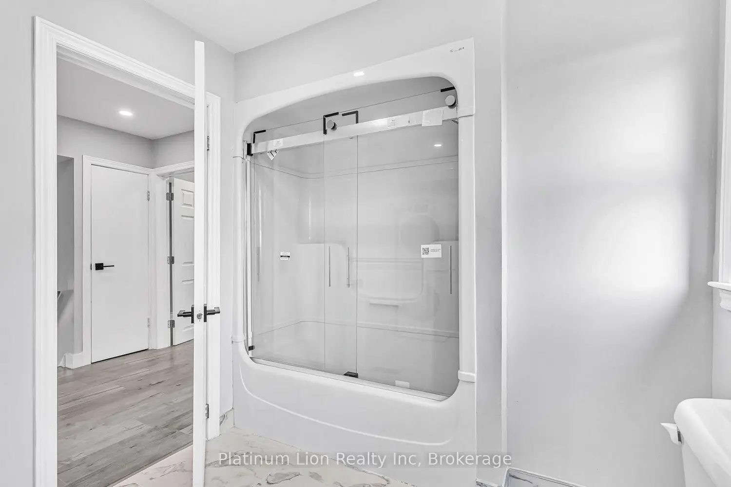 Additional image 11 of 146 Craigroyston Road