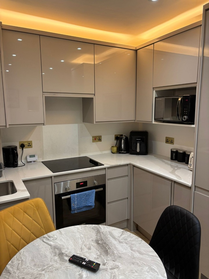 Additional image 10 of Studio Flat, Grafton Road, NW5, N1 7GU