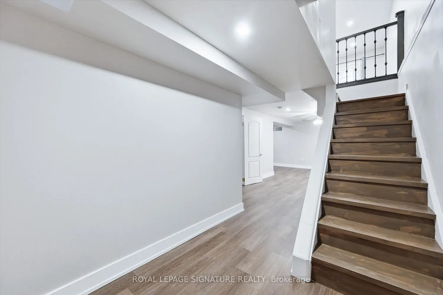 Additional image 15 of 100 Quigley Road 9, Hamilton