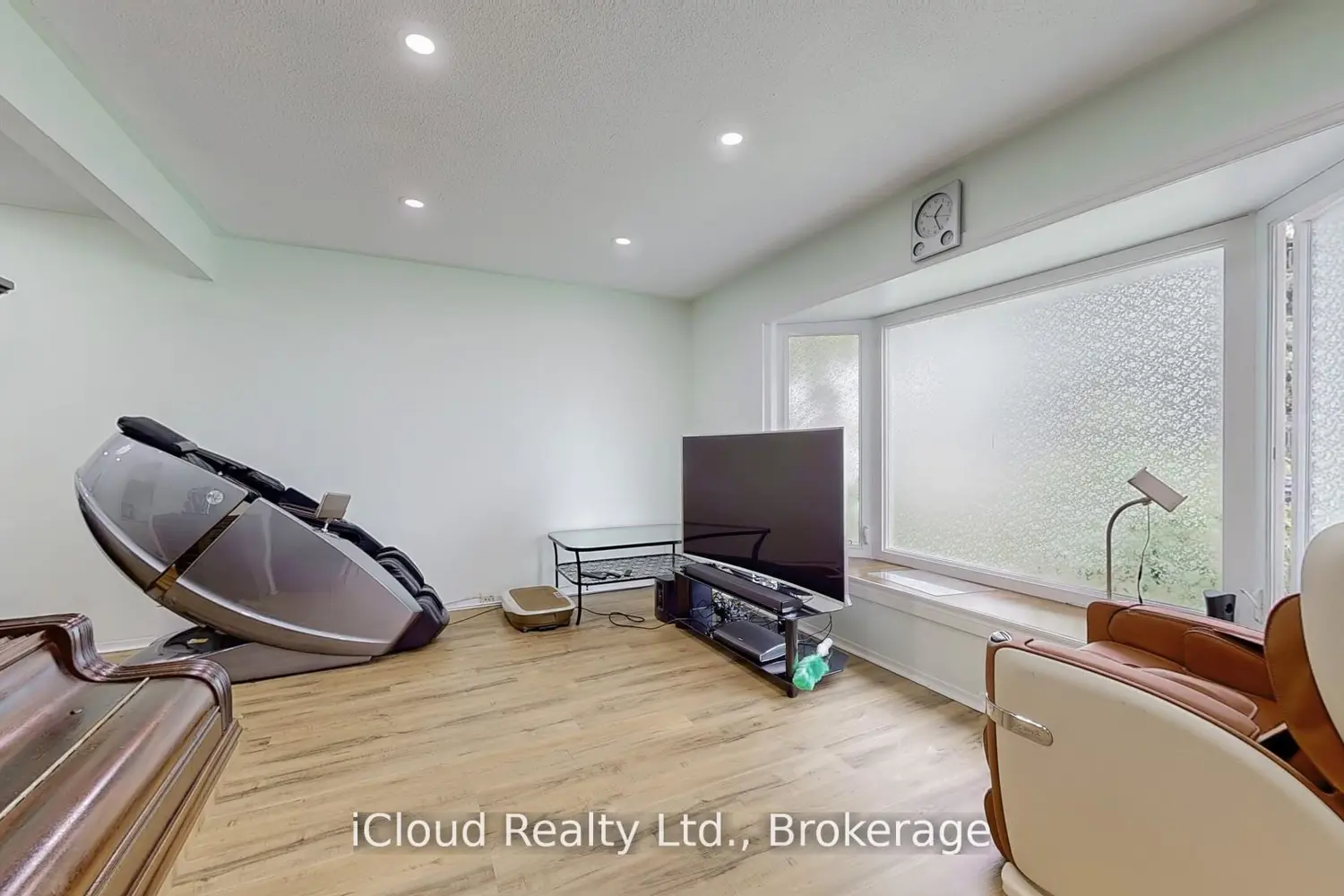 Additional image 3 of 19 Flamingo Crescent