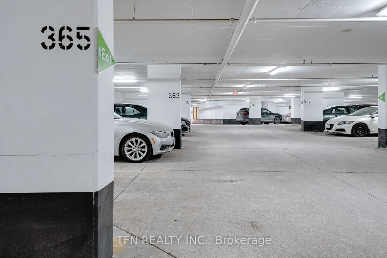Additional image 19 of 50 Bruyeres Mews 726