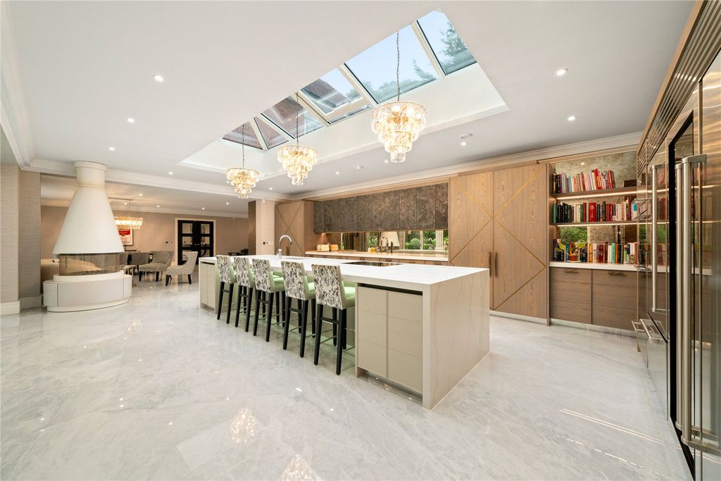 Additional image 5 of 6 bed detached house for saleHeathfield Avenue, Sunninghill, Berkshire SL5