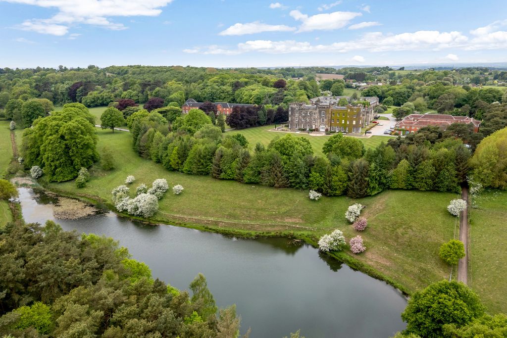 3 bed flat for saleBretby Hall, Bretby Burton-On-Trent DE15