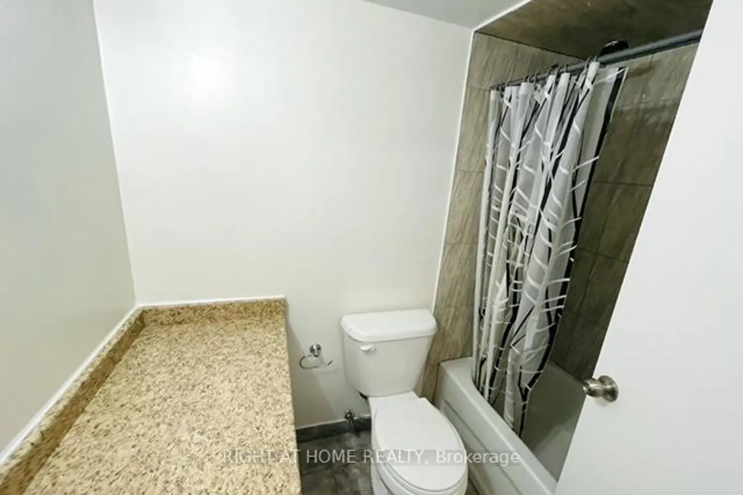 Additional image 13 of 215 Glenridge Avenue 207