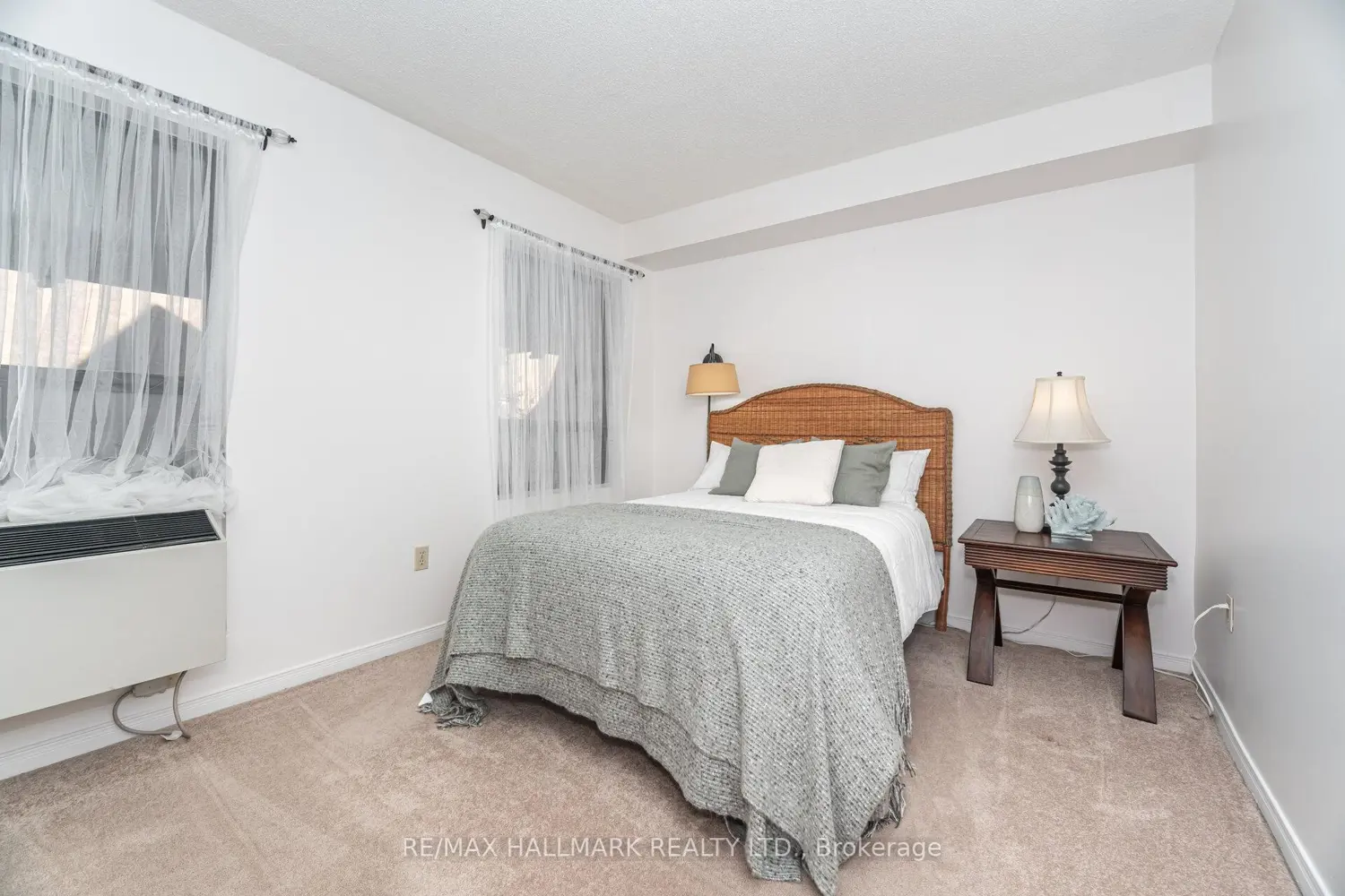 Additional image 7 of 2112 Queen Street #10