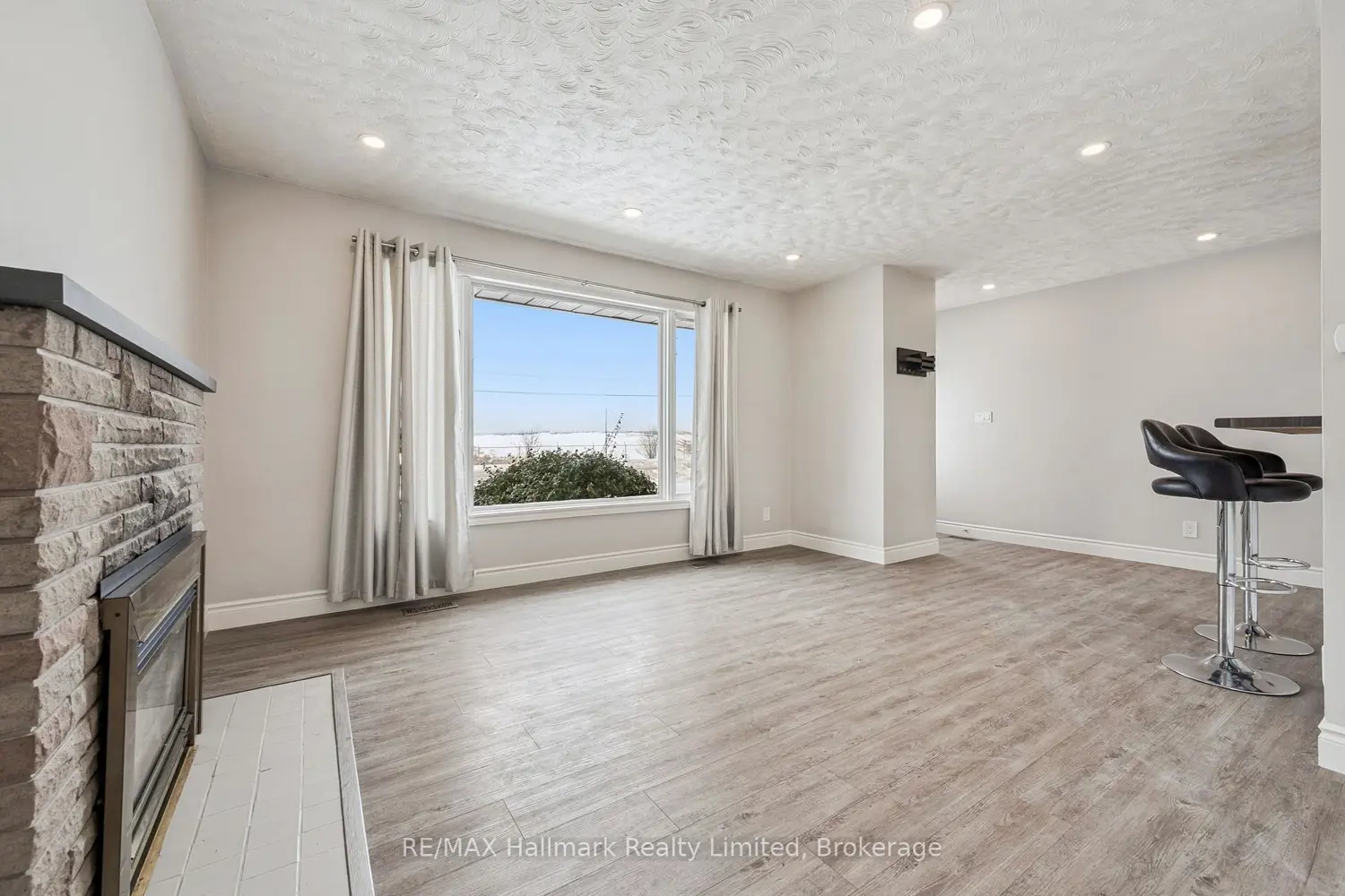 Additional image 5 of 474 College Avenue