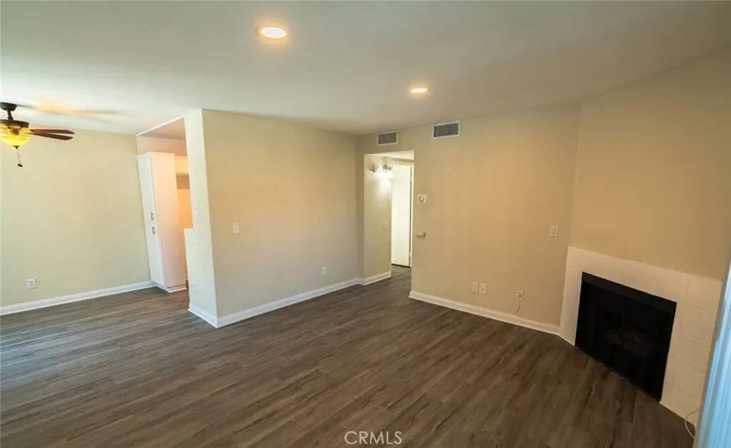 4406 Cahuenga Boulevard Unit 209A, Toluca Lake, CA 91602