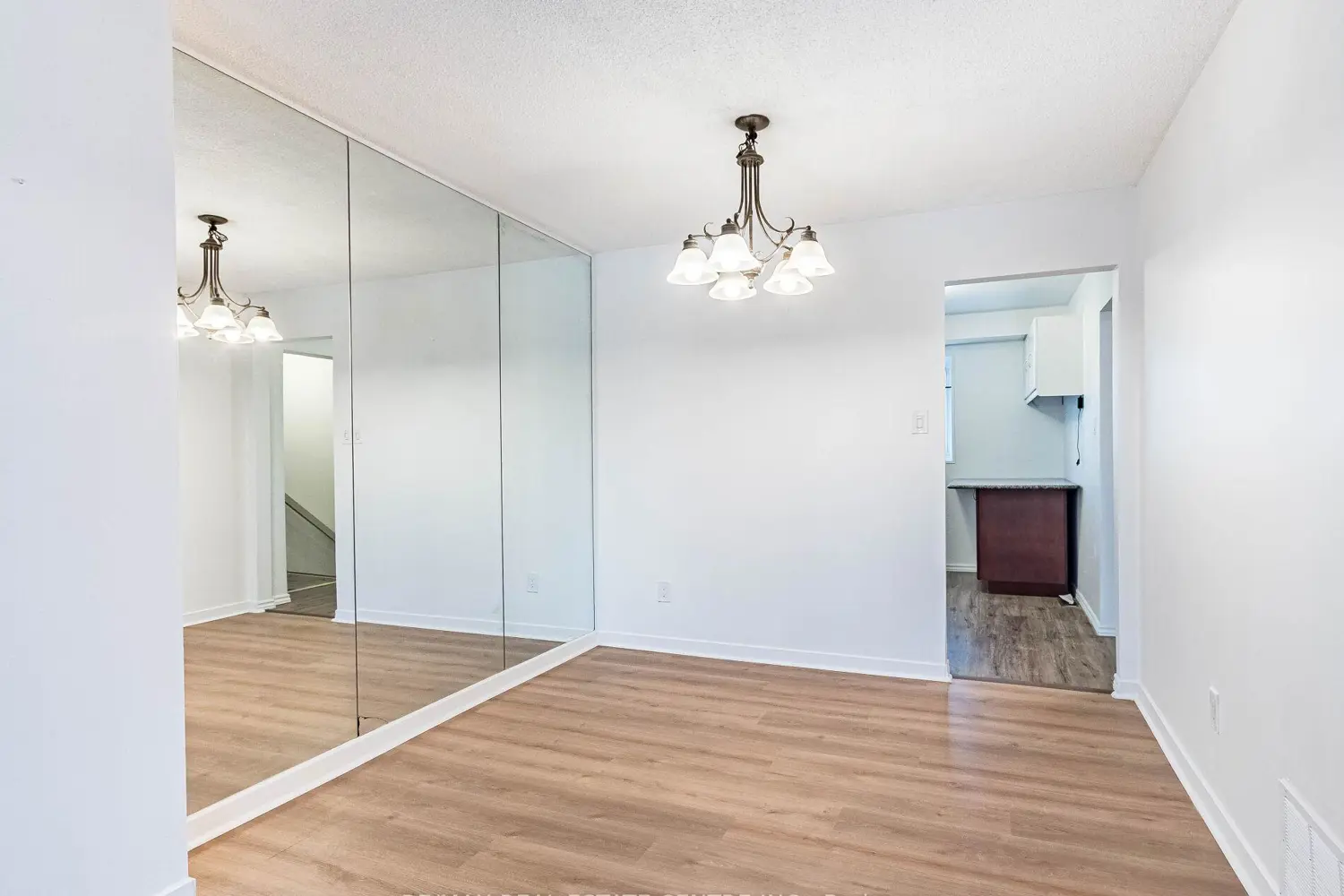 Additional image 9 of 5 Moregate Crescent