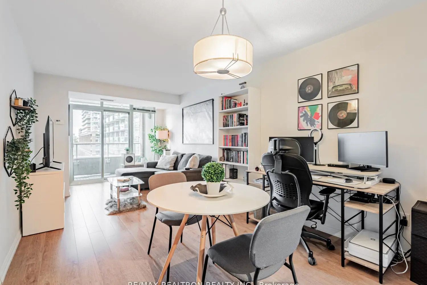 Additional image 2 of 85 East Liberty Street 716