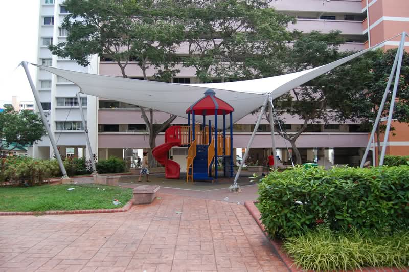 Additional image 10 of 207 Tampines Street 21