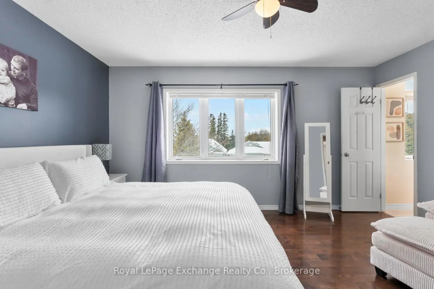 Additional image 3 of 937 Kris Street